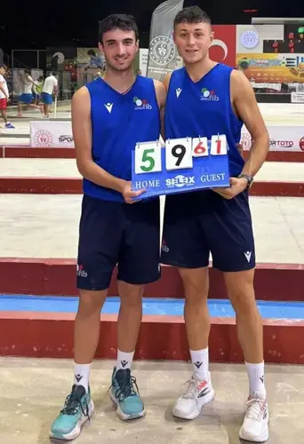 Фотография: Новый рекорд мира в эстафете U23: Диего Верганти и Маттео Гольфетто, 59 из 61. (Чемпионат мира (юниоры) по бочче-воло)