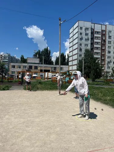 Фотография: (8-й турнир по петанку «Кубок Клубники»)