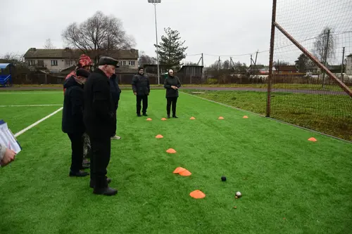 Фотография: (Турнир по петанку, посвящённый Дню пожилого человека)