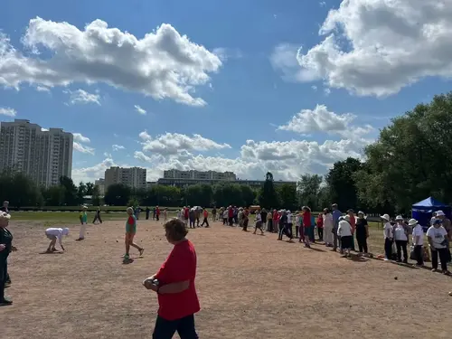 Фотография: (Городские соревнования по петанку «Демография»)