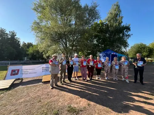 Фотография: (Городские соревнования по петанку «Демография»)
