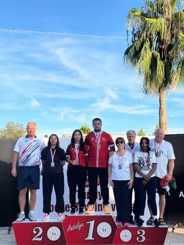 Фотография: (16-й международный турнир в Кемере по боулспорту)