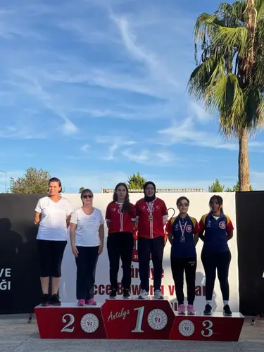 Фотография: (16-й международный турнир в Кемере по боулспорту)