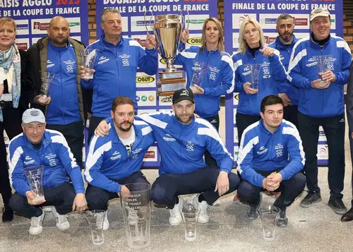 Фотография: (27-й командный кубок Европы по петанку)