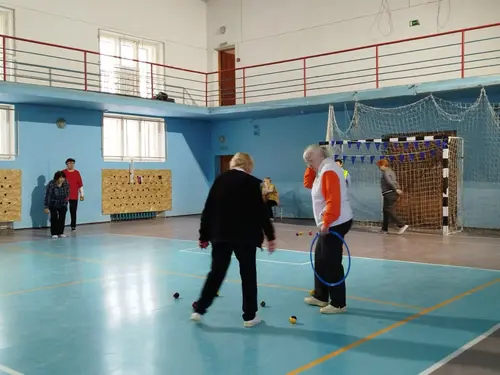 Фотография: (Турнир по петанку «Звёзды сошлись»)