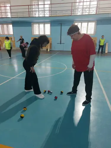 Фотография: (Турнир по петанку «Звёзды сошлись»)