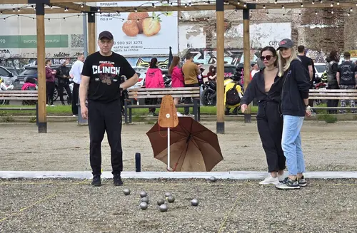 Фотография: (Турнир по петанку «Здравствуй, Лето»)